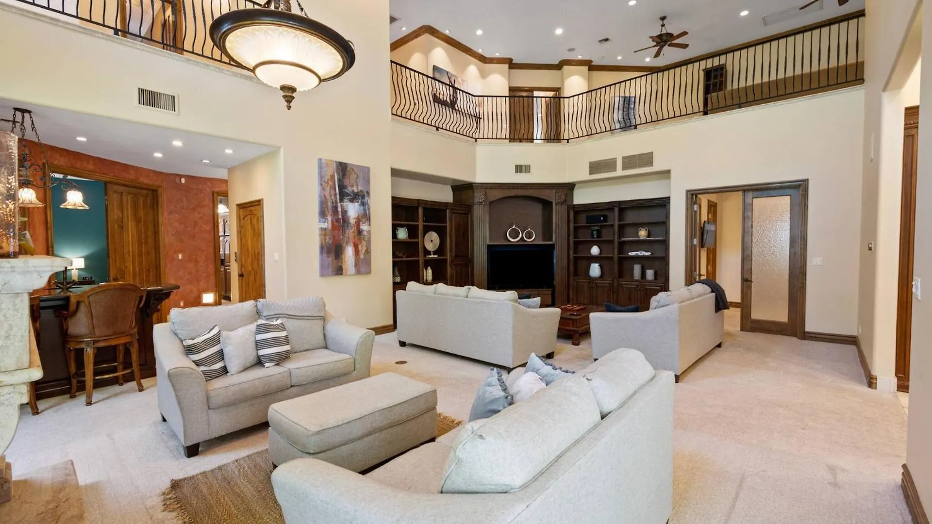 Hébergement de vacances 8Br Phoenician Mansion W/ Hot Tub&Pool-Heat Avail! Phoenix